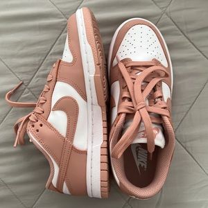 Nike Dunk Low Rose Whisper Size W 5.5